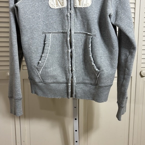 Abercrombie & Fitch Women's Gray Zip-Up Distressed Hoodie with 1892 Patch XL - Picture 3 of 10